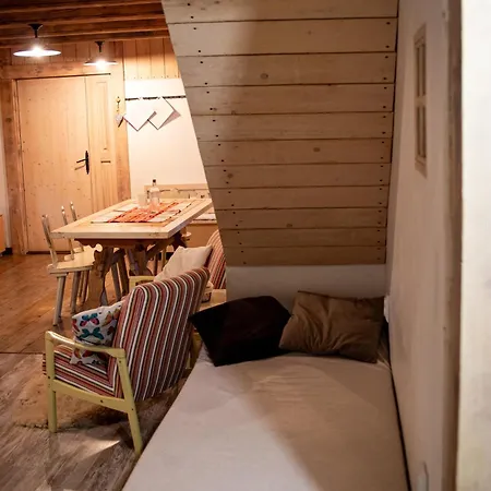 Lodge Cifrovana Drevenicka *