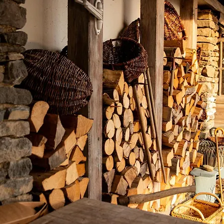 Cifrovana Drevenicka אכסניה דטבה