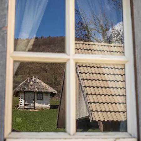 Cifrovana Drevenicka ロッジ *