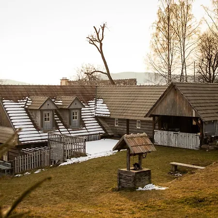 אכסניה Cifrovana Drevenicka דטבה